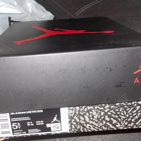 Jordan 3s grade school